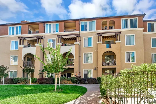 $568,000 | 801 South Winchester Boulevard, Unit 2401, San Jose, CA 95128
