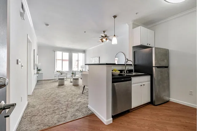 $568,000 | 801 South Winchester Boulevard, Unit 2401, San Jose, CA 95128