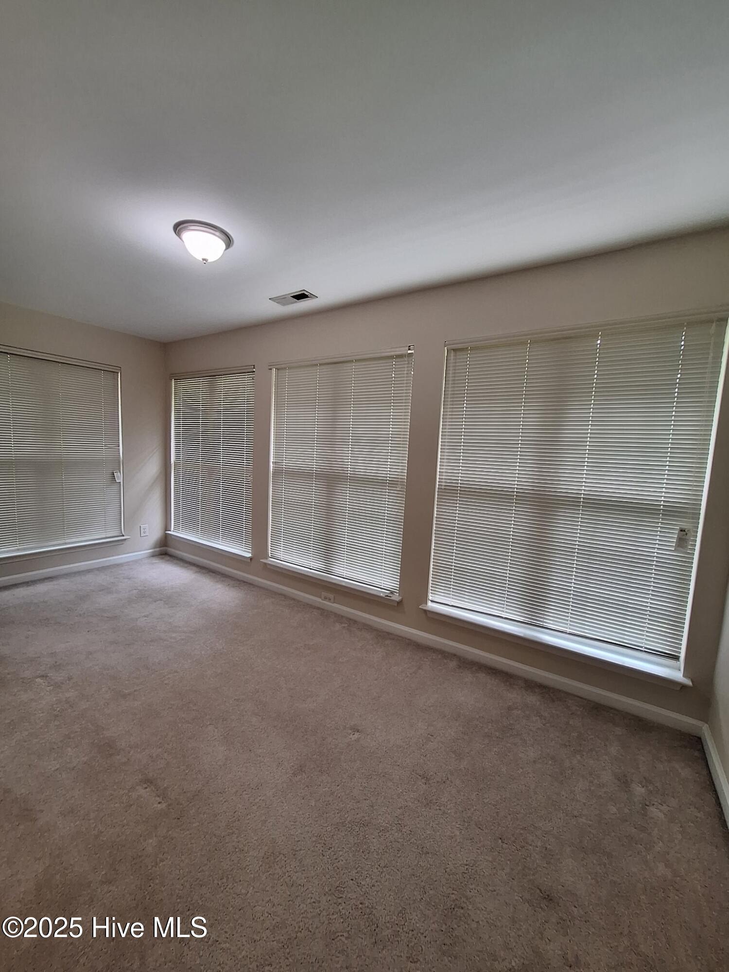 2412 King Richard Court, Unit E Greenville, NC 27858 - Photo 7 of 15 King Richard Court 2412 E (6)