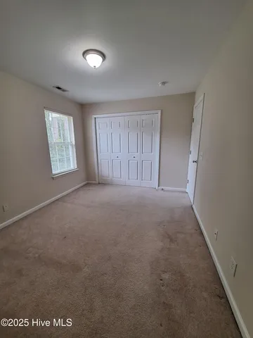 $1,500 | 2412 King Richard Court, Unit E, Greenville, NC 27858