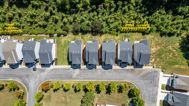 $299,900 | 135 Millers Lane, Calhoun, GA 30701