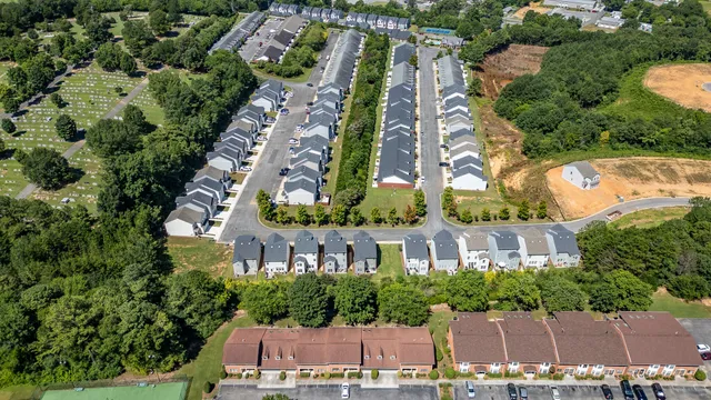 $299,900 | 135 Millers Lane, Calhoun, GA 30701