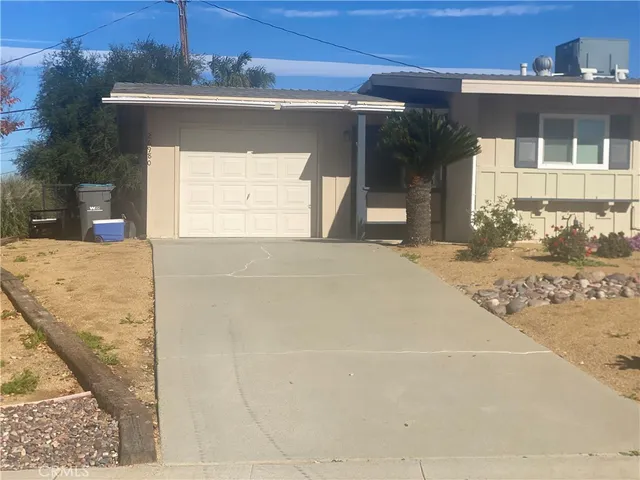 $1,950 | 26980 Augusta Drive, Menifee, CA 92586