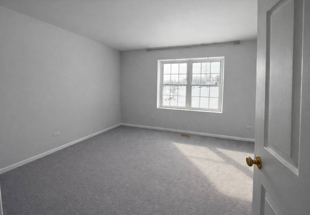 523 Bridle Trail Wheeling, IL 60090 - Photo 3 of 10