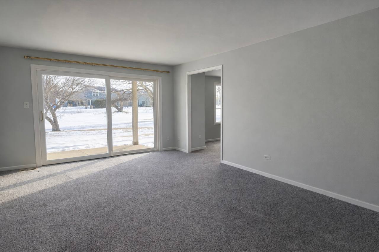 523 Bridle Trail Wheeling, IL 60090 - Photo 4 of 10