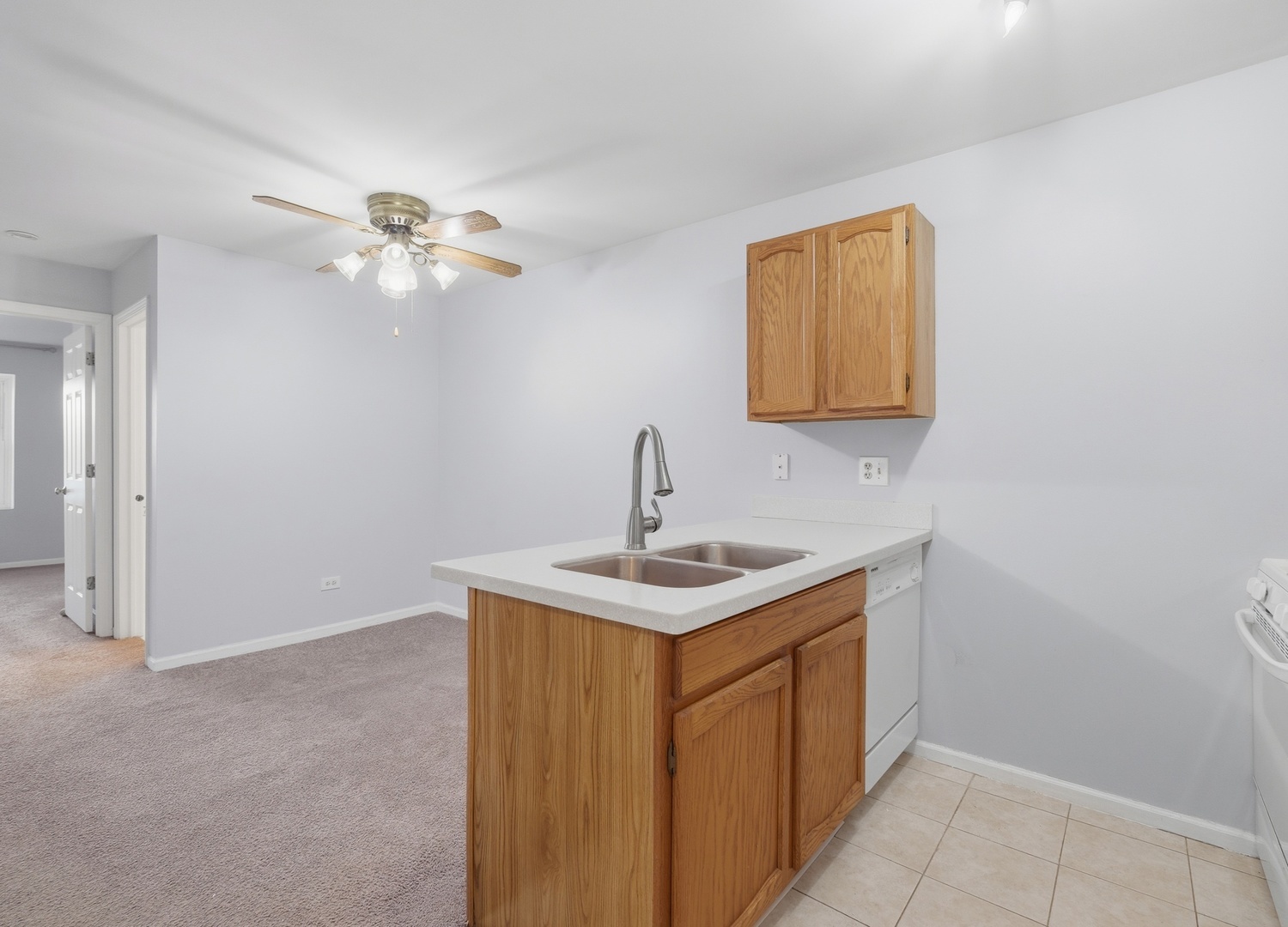 523 Bridle Trail Wheeling, IL 60090 - Photo 10 of 24