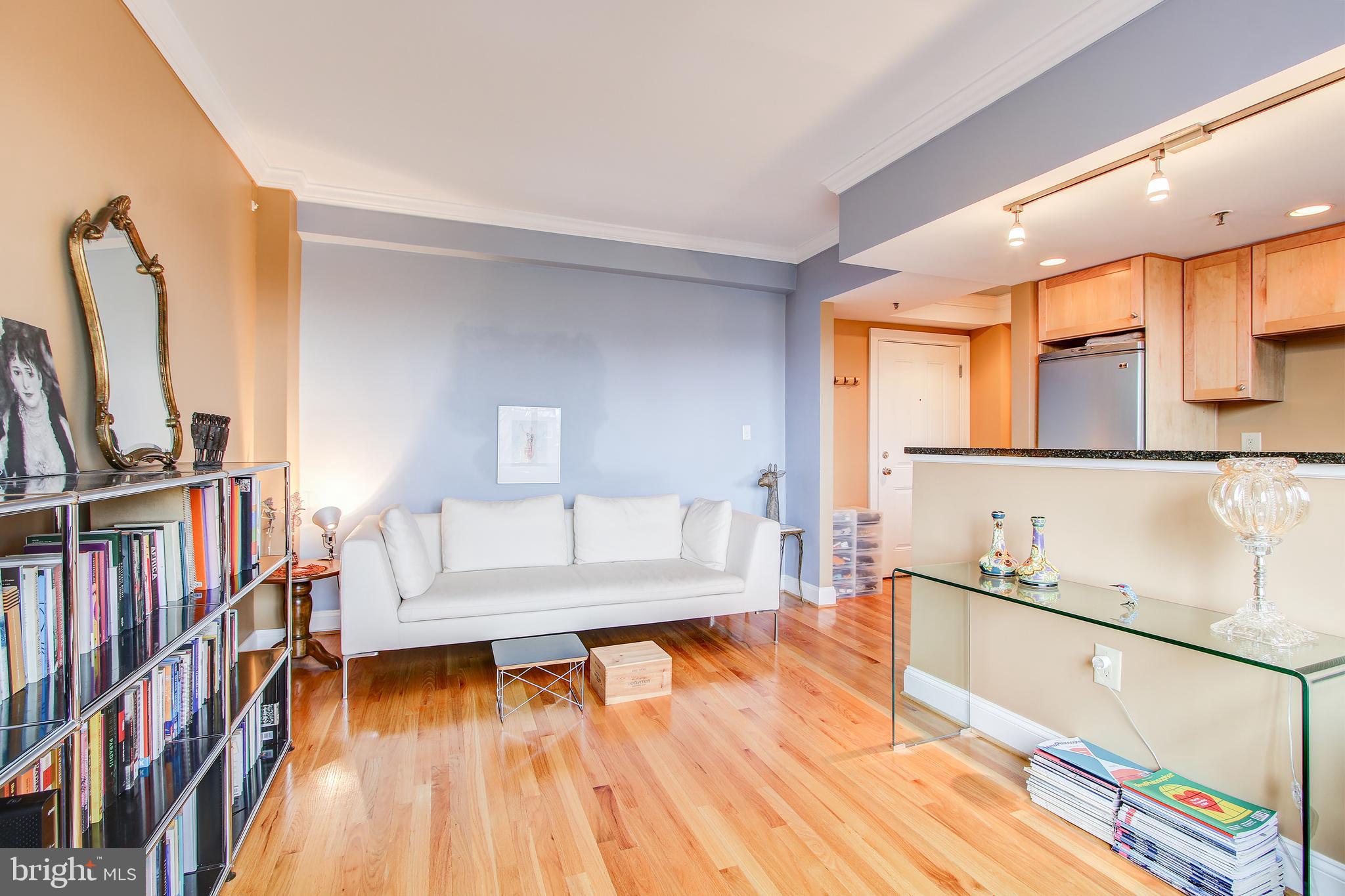 1701 16th Street Northwest, Unit 450 Washington, DC 20009 - Photo 20 of 33 Living room