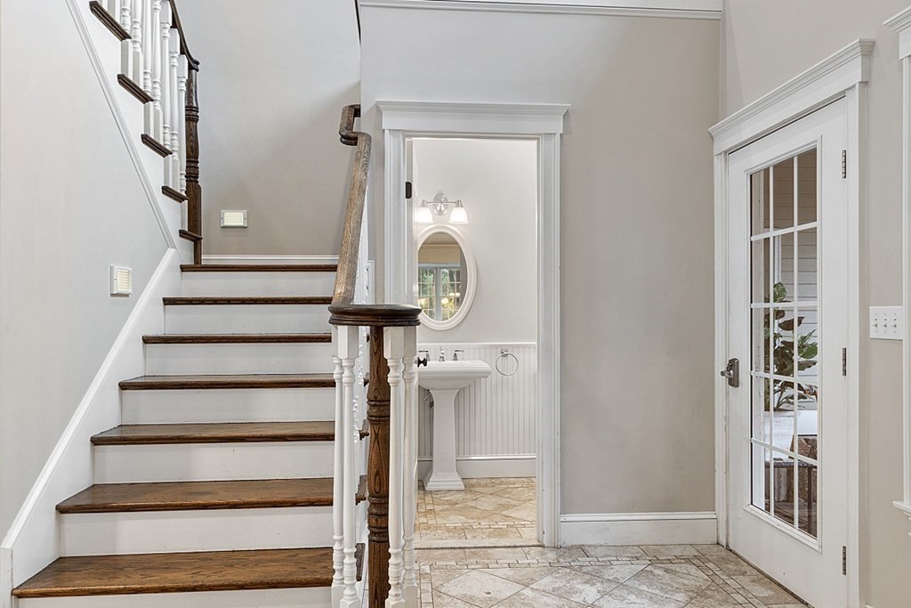 35 Woodchuck Hill Road Harvard, MA 01451 - Photo 3 of 40 Gallery Image 3