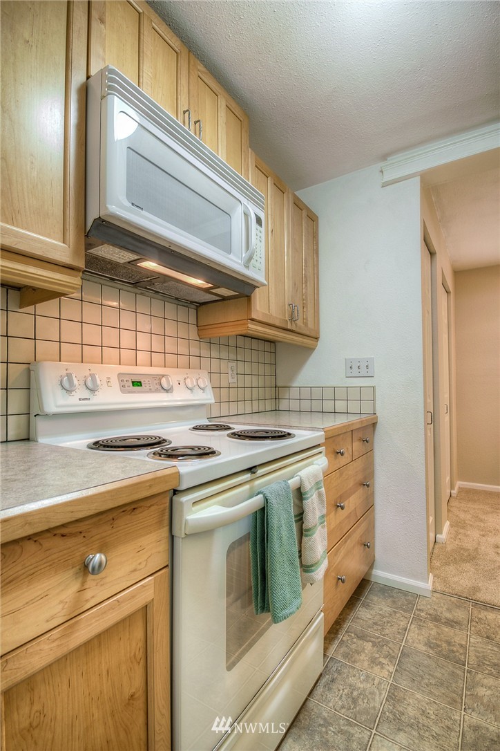 7205 224th Street Southwest, Unit M4 Edmonds, WA 98026 - Photo 11 of 15