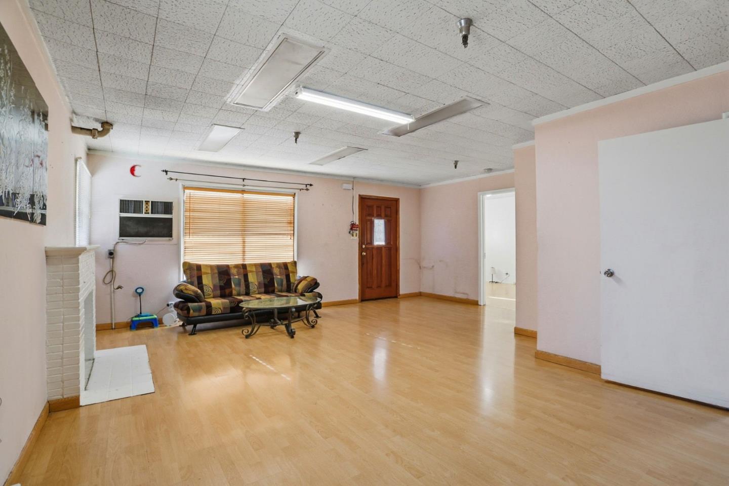 2935 McKee Road San Jose, CA 95127 - Photo 5 of 26