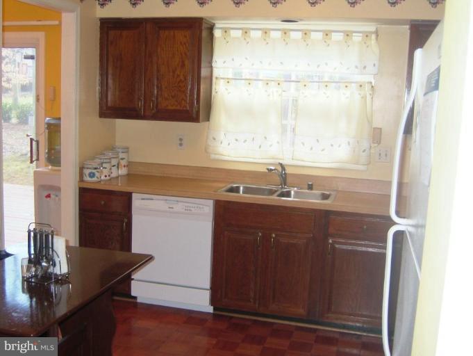 10303 Snowden Road Laurel, MD 20708 - Photo 6 of 20 Kitchen #2