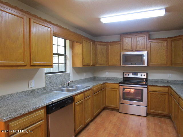 370 Chaffee Road North Jacksonville, FL 32220 - Photo 7 of 15 Kitchen