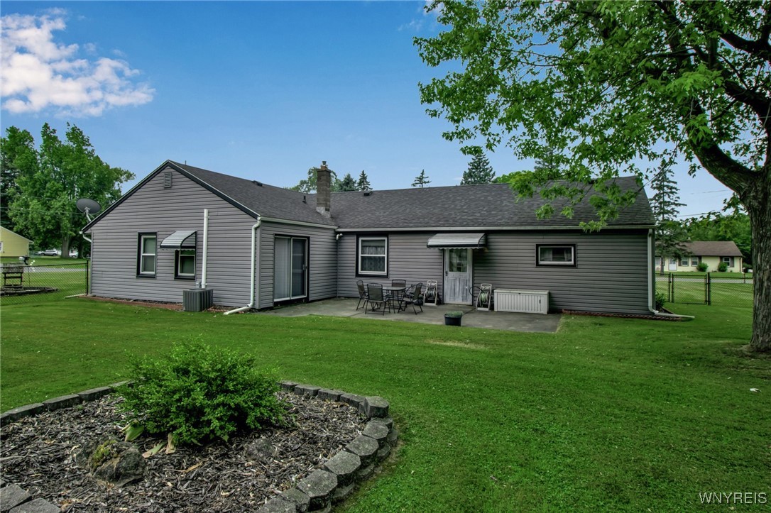 8400 Donna Drive Niagara, NY 14304 - Photo 33 of 35