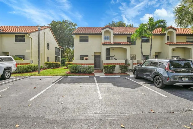 $255,000 | 1901 Congressional Way, Unit 1901, Deerfield Beach, FL 33442