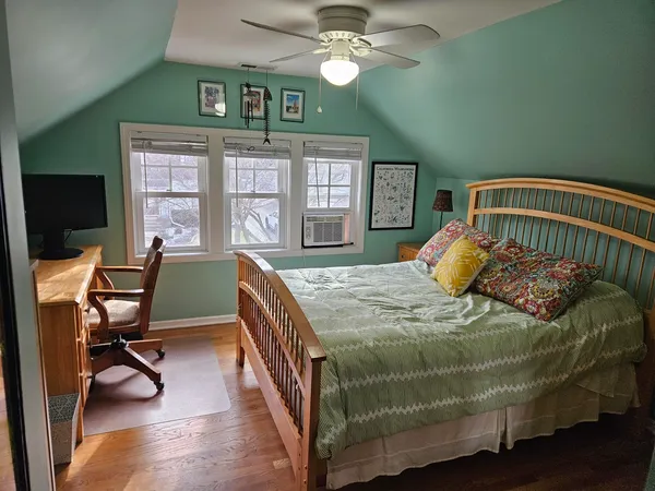 $749,000 | 171 Cayuga Avenue, Elmhurst, IL 60126