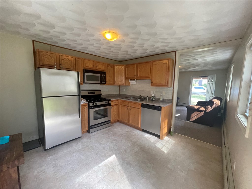 311 Shady Valley Road Coventry, RI 02816 - Photo 17 of 30