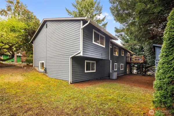 $1,150,000 | 5839 Northeast 197th Street, Kenmore, WA 98028