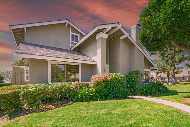 $1,048,000 | 20 Sacramento, Irvine, CA 92604