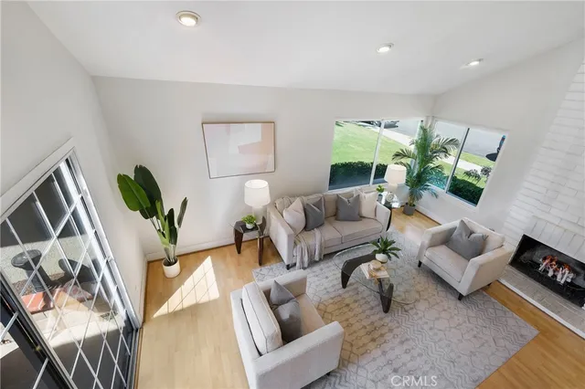 $1,048,000 | 20 Sacramento, Irvine, CA 92604