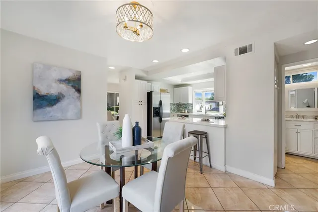 $1,048,000 | 20 Sacramento, Irvine, CA 92604