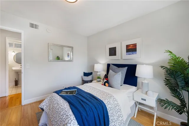 $1,048,000 | 20 Sacramento, Irvine, CA 92604