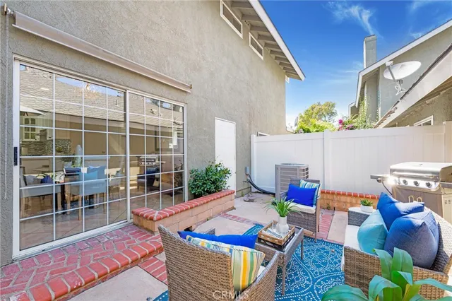 $1,048,000 | 20 Sacramento, Irvine, CA 92604