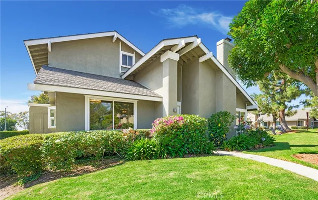 $1,048,000 | 20 Sacramento, Irvine, CA 92604