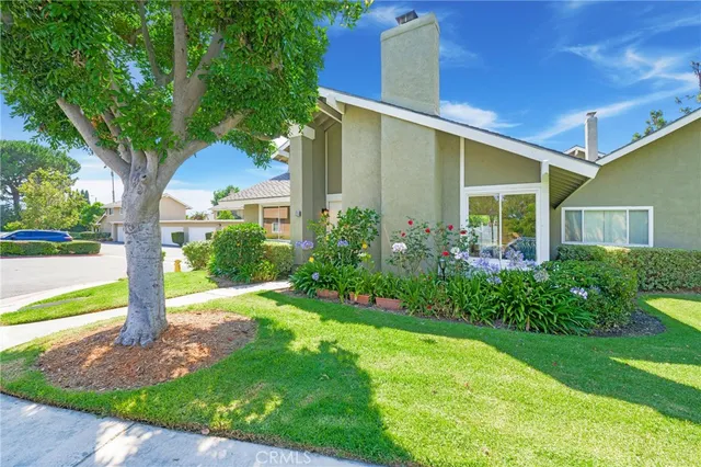 $1,048,000 | 20 Sacramento, Irvine, CA 92604