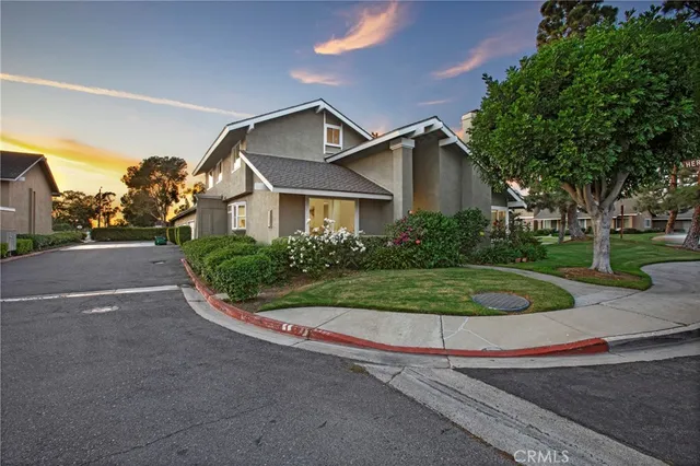 $1,048,000 | 20 Sacramento, Irvine, CA 92604