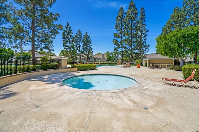 $1,048,000 | 20 Sacramento, Irvine, CA 92604