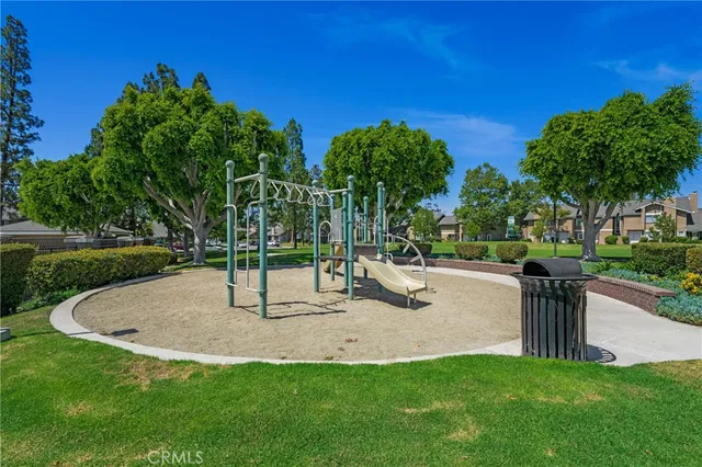 $1,048,000 | 20 Sacramento, Irvine, CA 92604