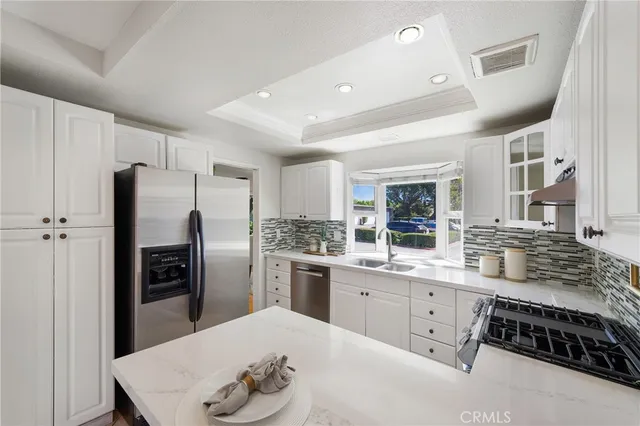 $1,048,000 | 20 Sacramento, Irvine, CA 92604