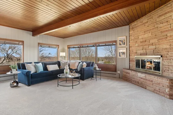 $574,900 | 615 Robin Ridge, Elgin, IL 60123