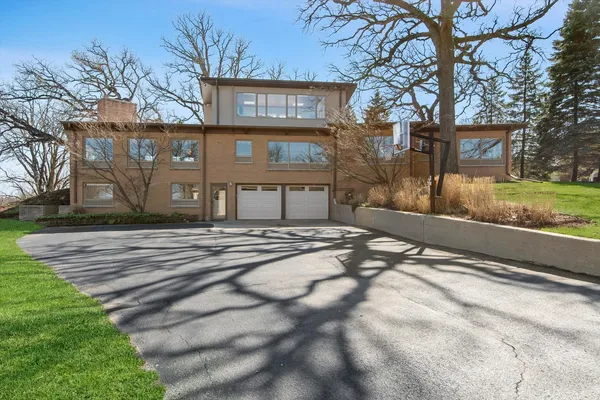 $574,900 | 615 Robin Ridge, Elgin, IL 60123