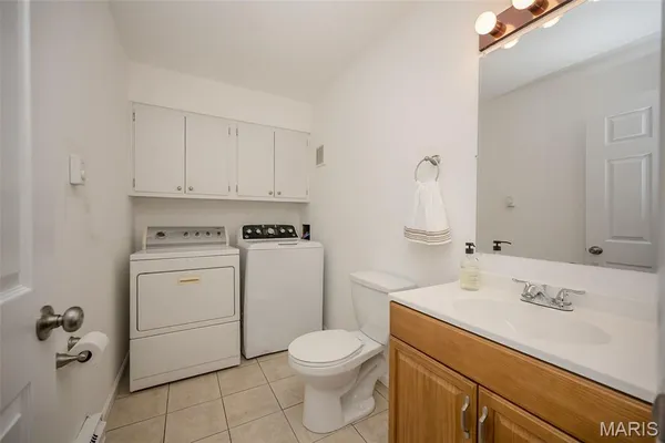 $75,000 | 7632 Hazelcrest Drive, Hazelwood, MO 63042