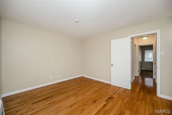 $75,000 | 7632 Hazelcrest Drive, Hazelwood, MO 63042