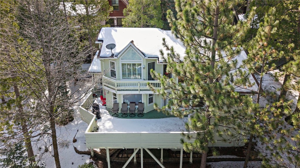 180 Grass Valley Road, Unit 20 Lake Arrowhead, CA 92352 - Photo 2 of 67