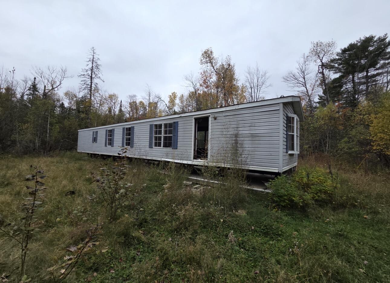 42 Clewley Road Glenburn, ME 04401 - Photo 4 of 6 IMG_7268