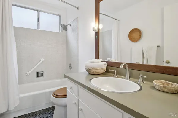 $995,000 | 34 Fair Drive, San Rafael, CA 94901