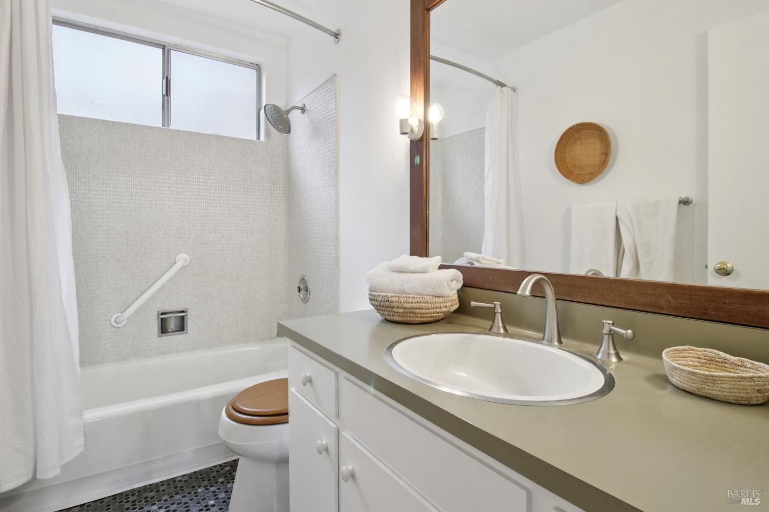 34 Fair Drive San Rafael, CA 94901 - Photo 21 of 43
