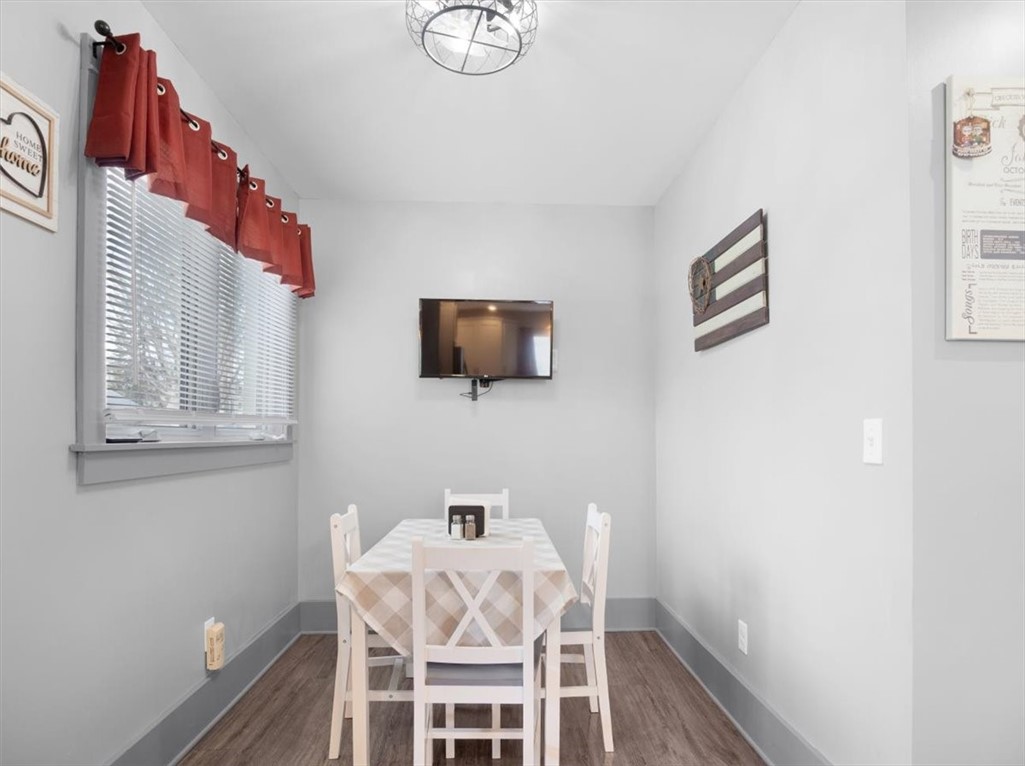 3627 Walworth Road Walworth, NY 14568 - Photo 16 of 43 Eat in Kitchen Dining Area