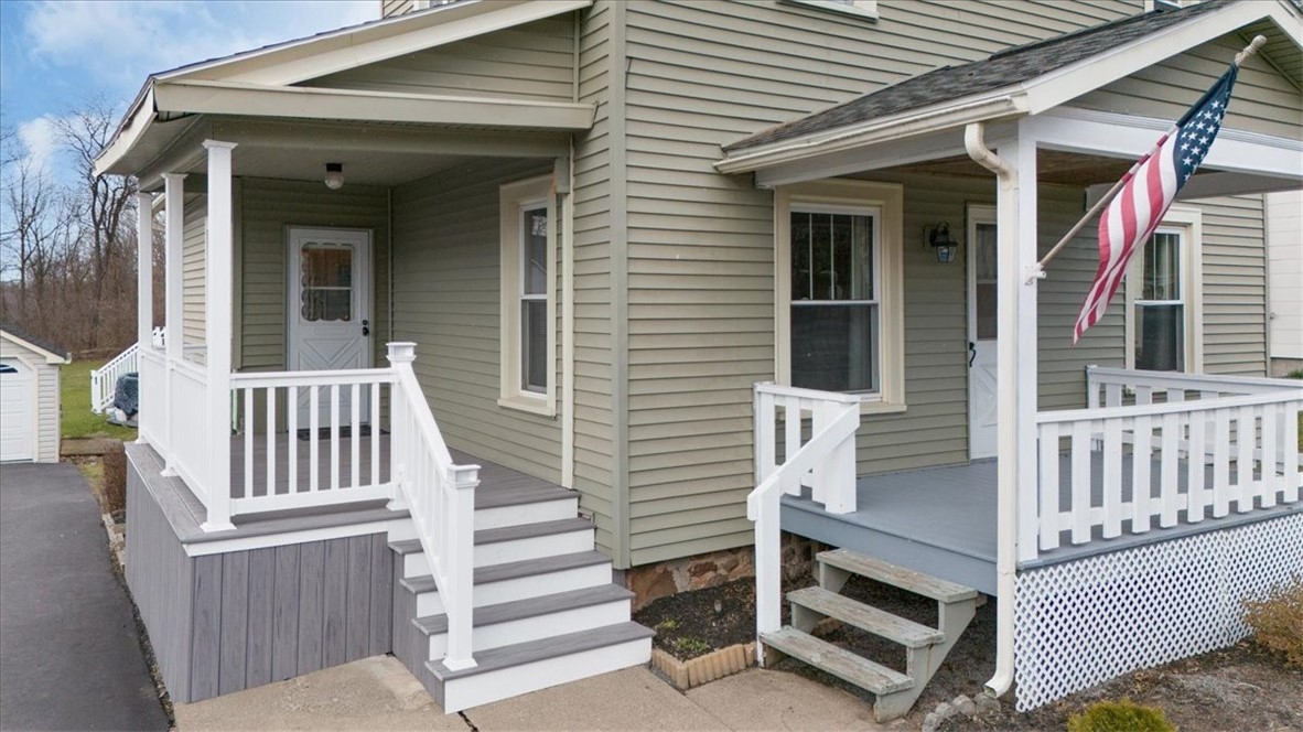 3627 Walworth Road Walworth, NY 14568 - Photo 3 of 43 Front porches