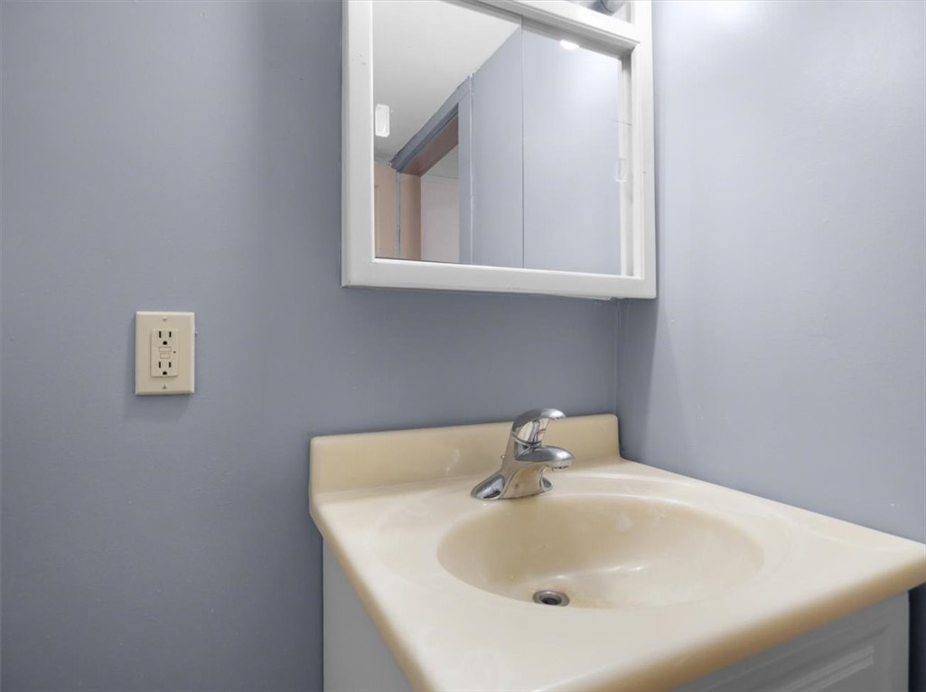 3627 Walworth Road Walworth, NY 14568 - Photo 36 of 43 2nd floor Bath