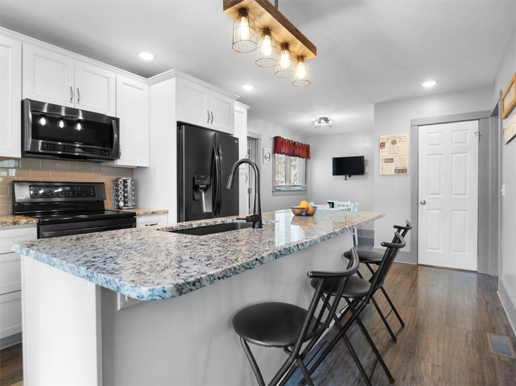 3627 Walworth Road Walworth, NY 14568 - Photo 9 of 43 Kitchen