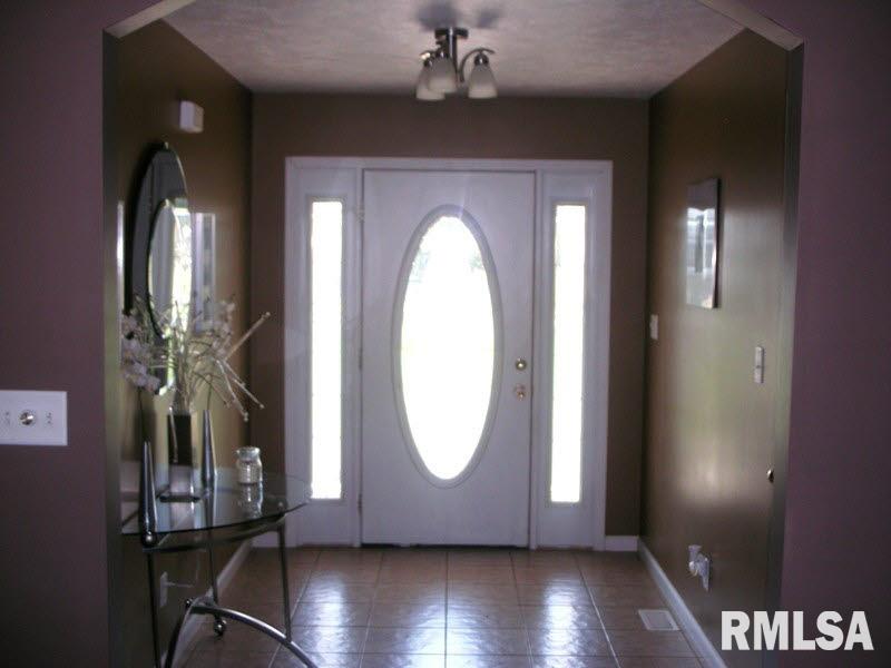912 Haney Road Carbondale, IL 62901 - Photo 5 of 17