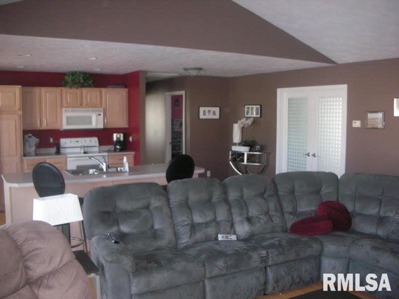 912 Haney Road Carbondale, IL 62901 - Photo 7 of 17