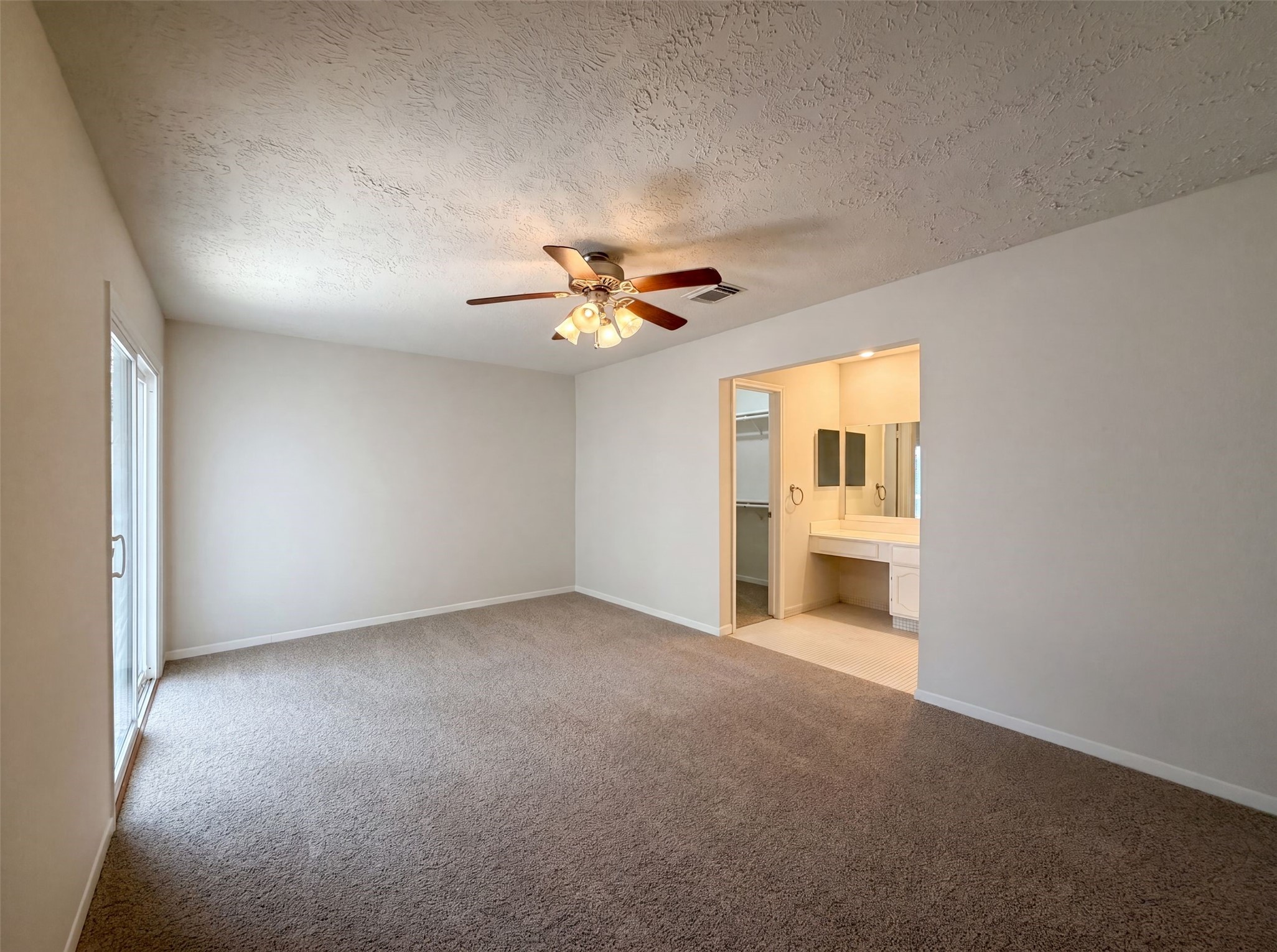2503 Whispering Springs Drive Spring, TX 77373 - Photo 4 of 17 Staged Photo