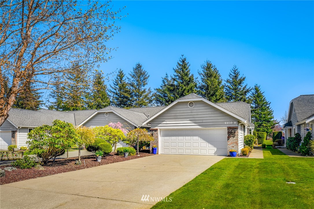 6850 Raspberry Dr., Unit B Everson, WA 98247 - Photo 1 of 36