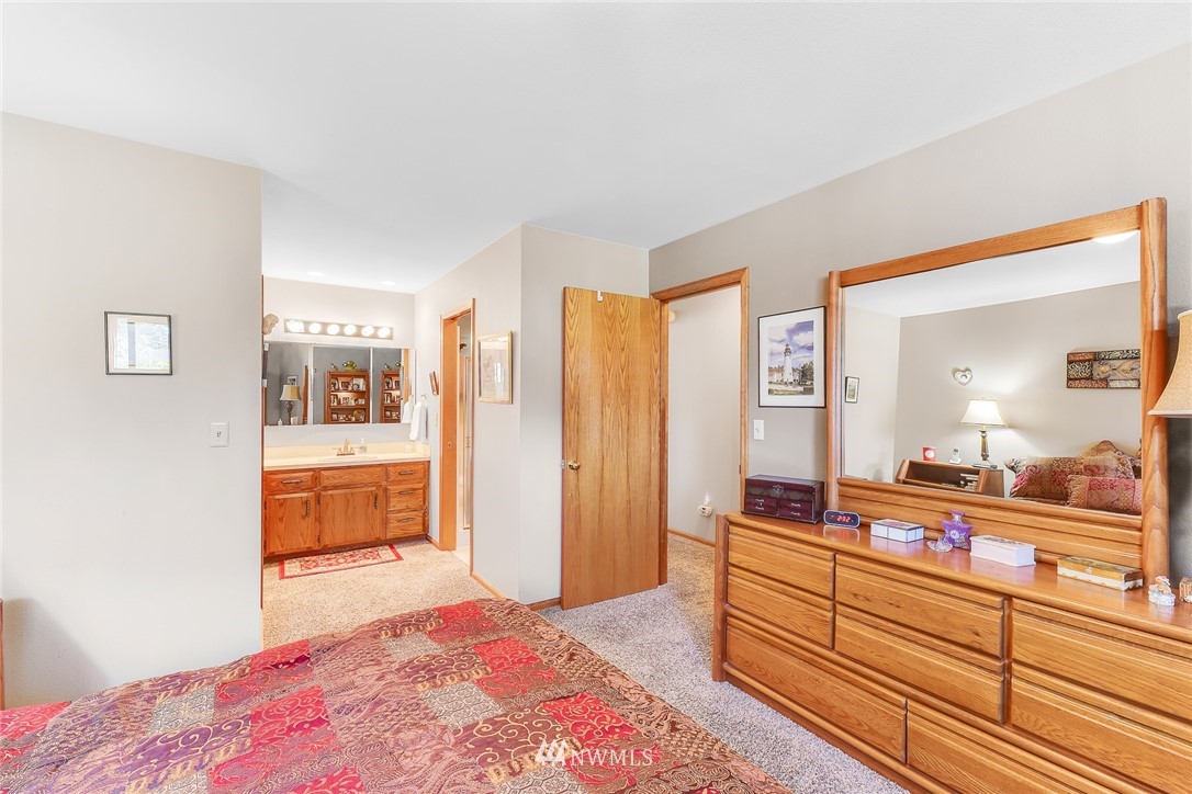 6850 Raspberry Dr., Unit B Everson, WA 98247 - Photo 17 of 36