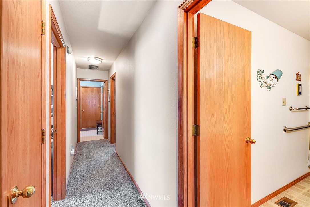 6850 Raspberry Dr., Unit B Everson, WA 98247 - Photo 25 of 36